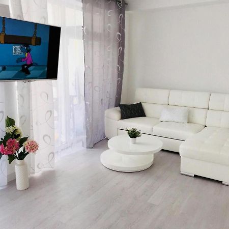 لقنت Apartamento Castillo Santa Barbara المظهر الخارجي الصورة
